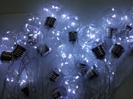 Lampki ogrodowe LED, 6 diod w każdej żarówce, 20 żarówek zimny biały